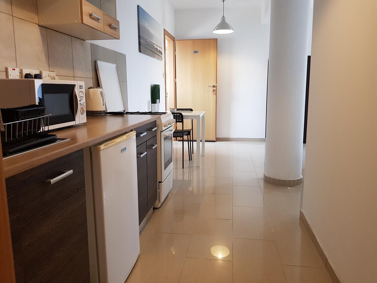 Valentinos Apartments Пафос Экстерьер фото